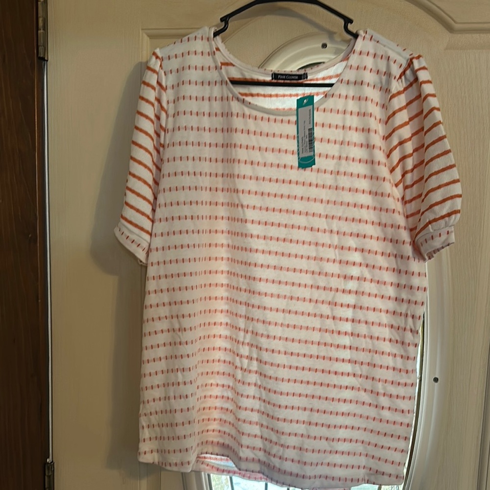 Striped Off-White and Orange Short Sleeve Knit Top